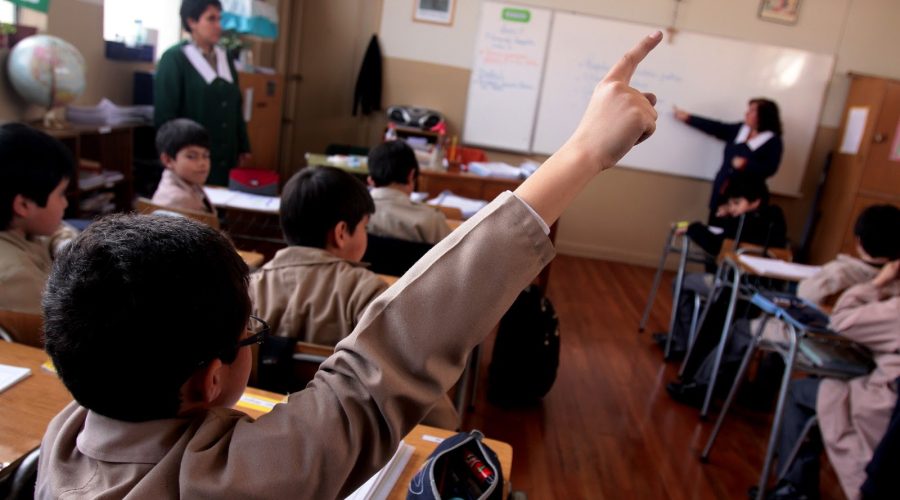 Descubre El Costo De La Educación En Algunos De Los Colegios Más Caros De Chile. Conoce Las Mensualidades Aquí.